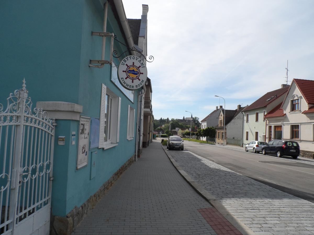 Penzion Kapitan Jindřichŭv Hradec Kültér fotó
